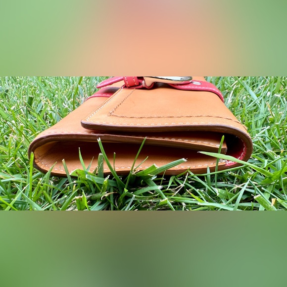 Vintage Coach SoHo Vachetta Leather Clutch - Picture 13 of 17